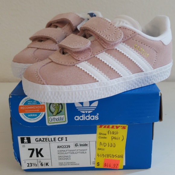 baby girl adidas gazelle